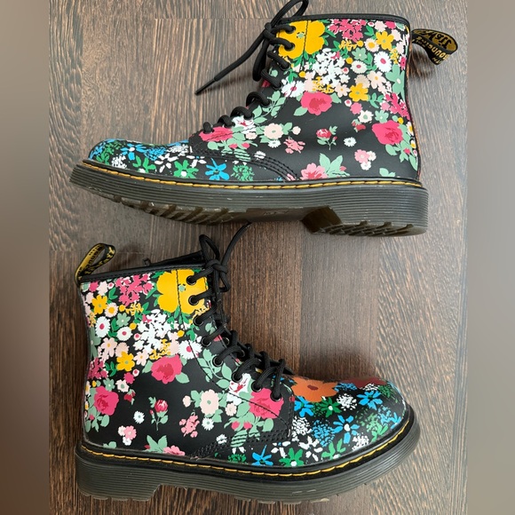Dr. Martins 1460 Floral Mash Up Leather Lace Up Boots, Size 5 - Picture 2 of 7